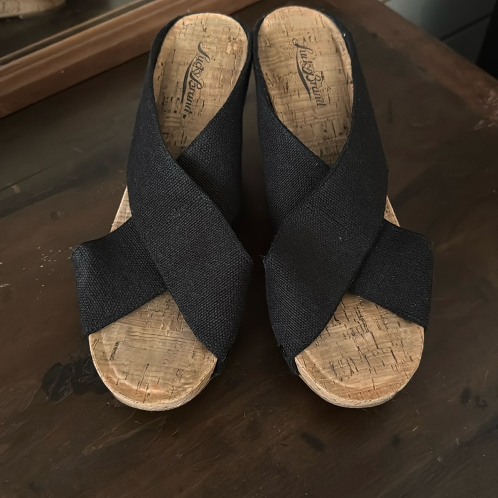 Lucky Brand wedge, size 8.5